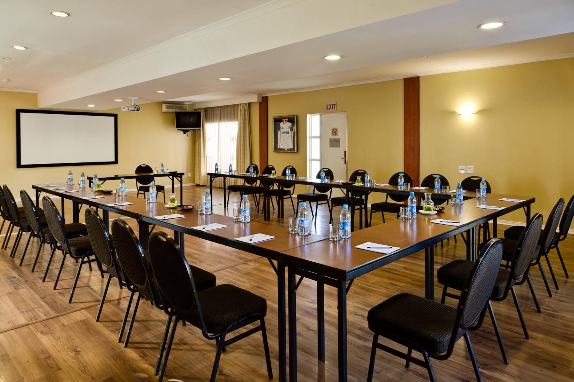 Protea Hotel By Marriott Bloemfontein Ngoại thất bức ảnh