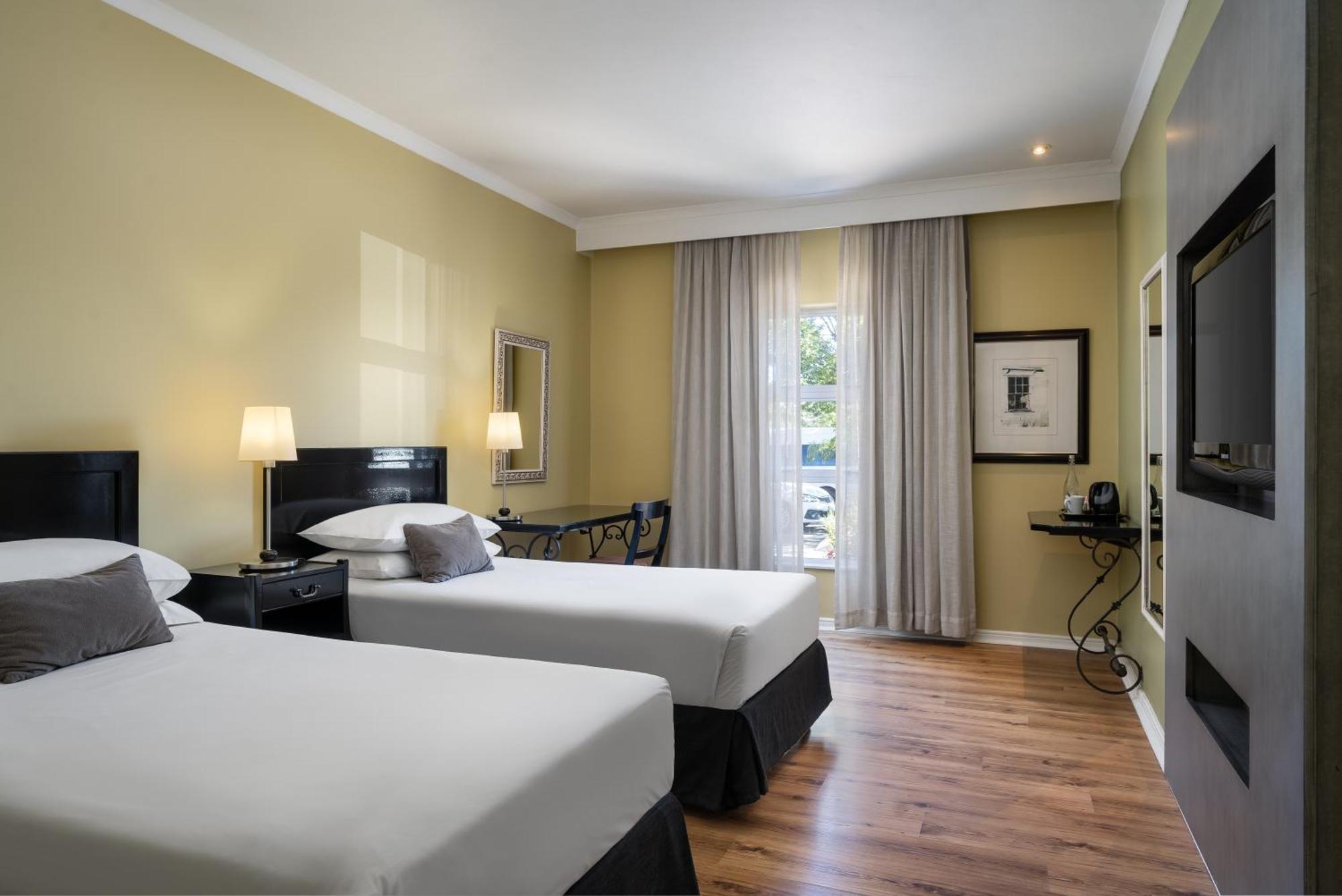 Protea Hotel By Marriott Bloemfontein Ngoại thất bức ảnh